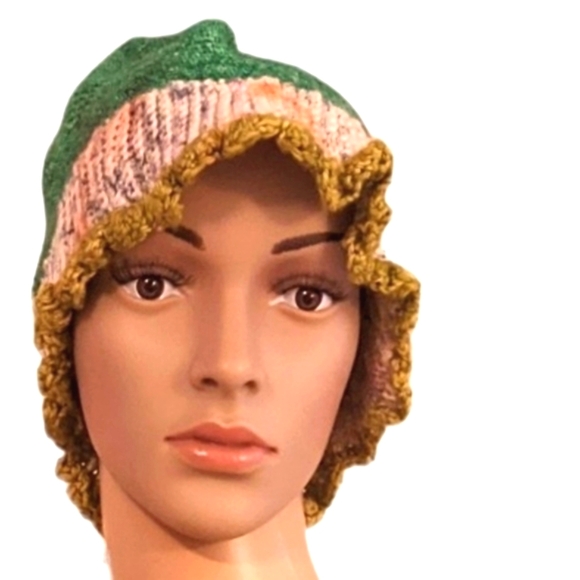 Handcrafted crochet soft beanie hat washable wool - Picture 12 of 15